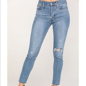 LEVIS WEDGIE SKINNY JEANS